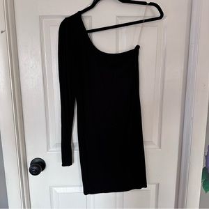 One shoulder dress